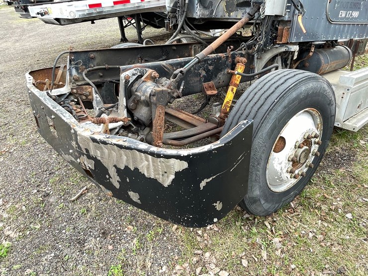 1992-peterbilt-377-image-9