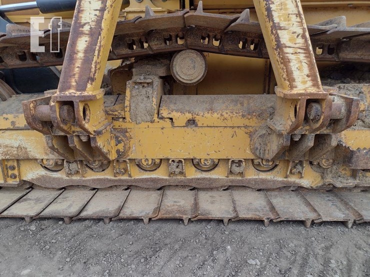 2013-deere-700k-lgp-image-26
