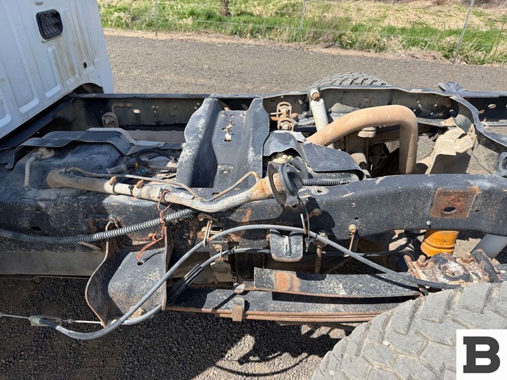 2010-ford-f250-image-16