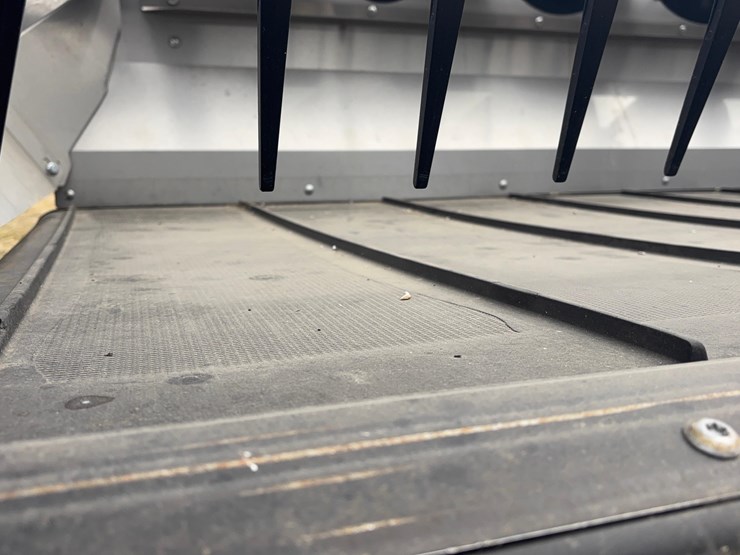 2024-mac-don-fd240-image-18