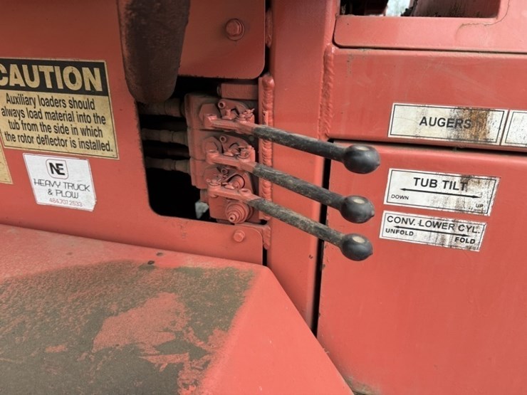 john-deere-6068h-image-13