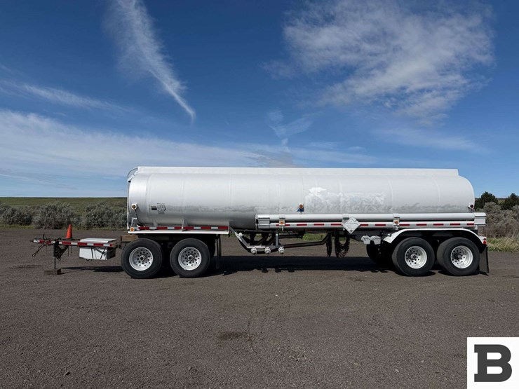 1990-beall-tanker-image-2