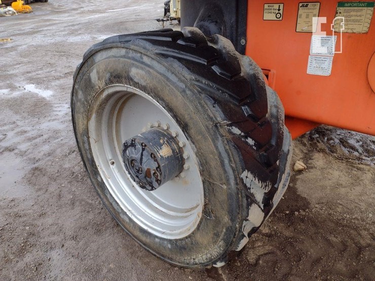 4-jlg-1200sjp-image-17