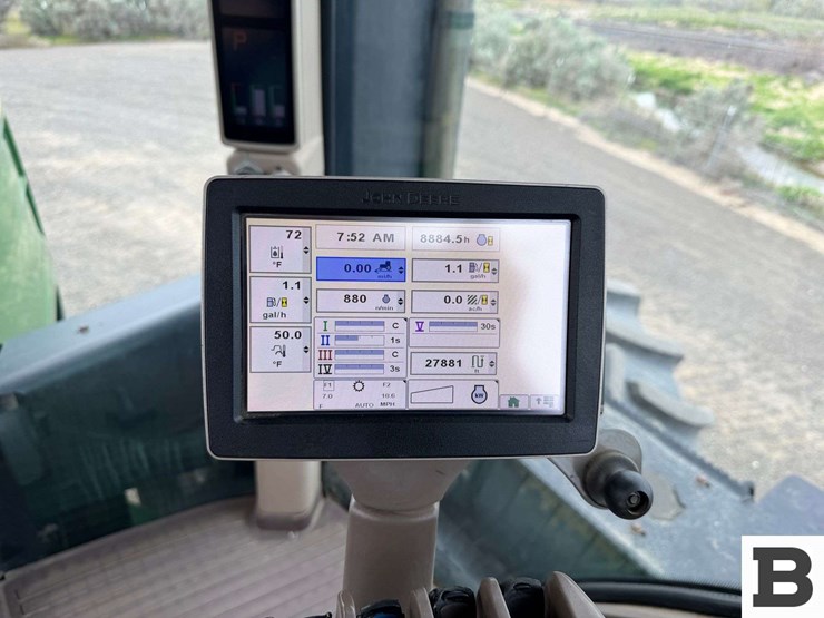 2012-john-deere-9510r-image-92