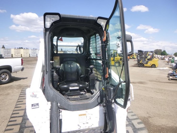 2019-bobcat-t770-image-19