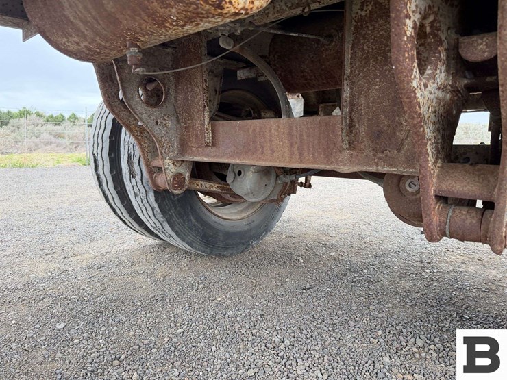 1984-fruehauf-open-top-image-14