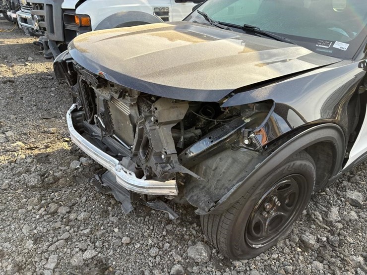 2022-ford-explorer-police-interceptor-image-7