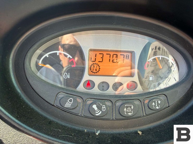 2020-bobcat-v519-image-61