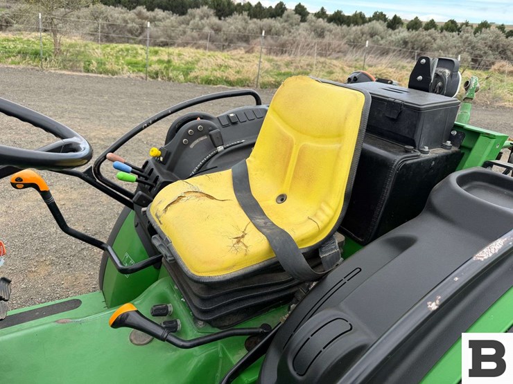 2020-john-deere-5075gl-image-43