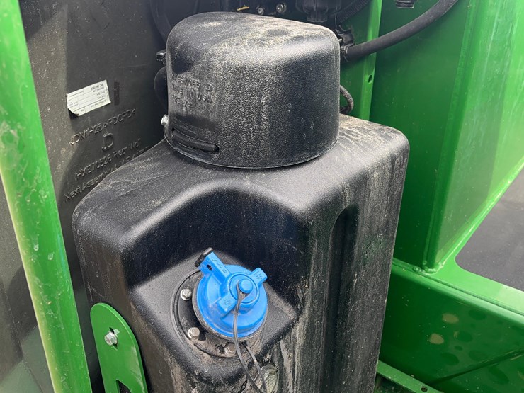 2023-john-deere-s780-image-22