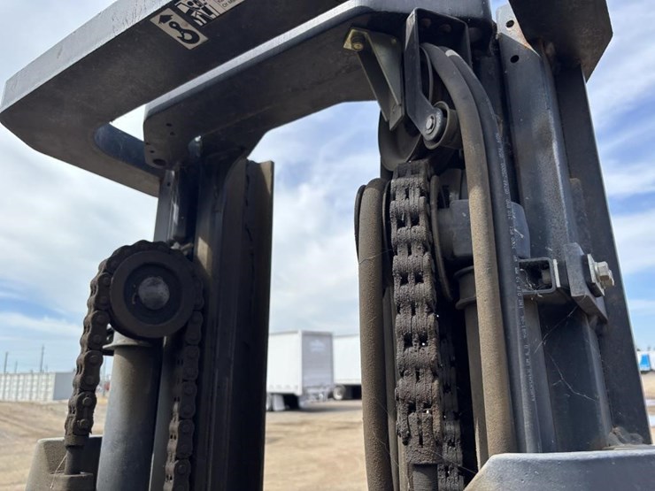 2020-caterpillar-2c6000-image-14