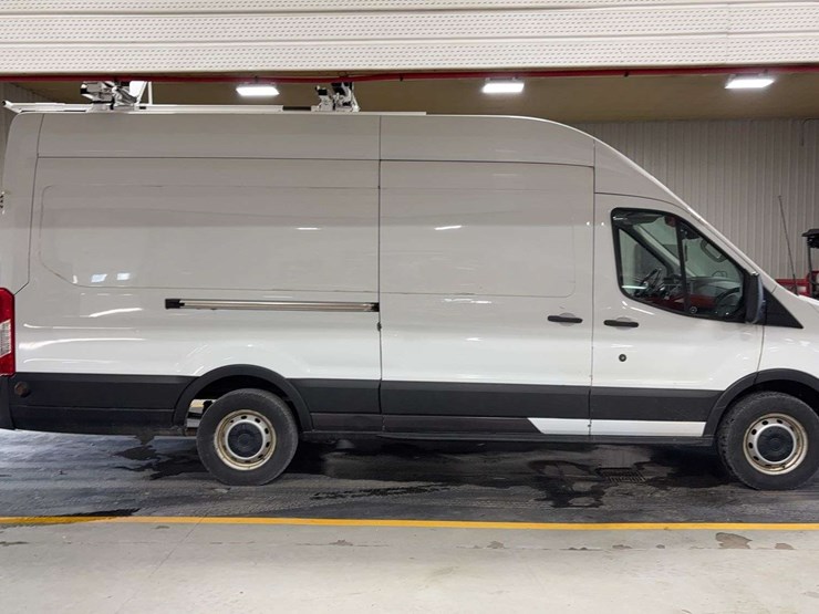 2019-ford-transit-image-6
