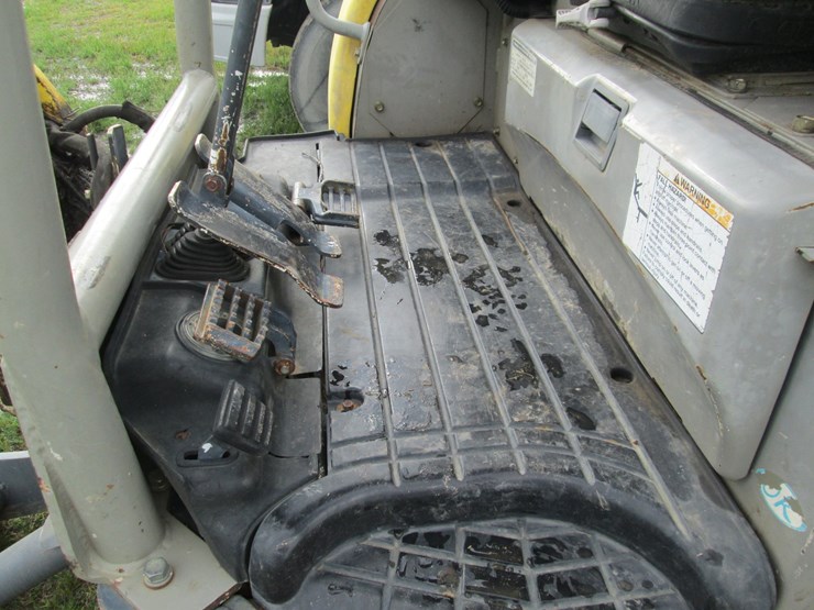 yanmar-vio35-image-28