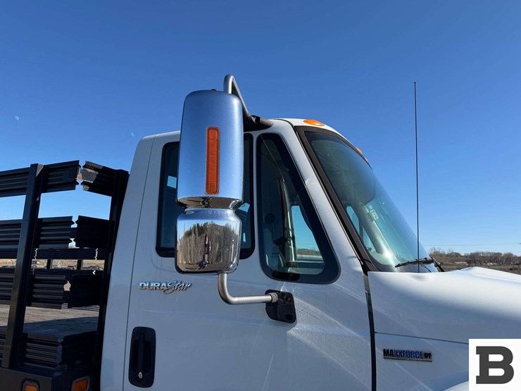2008-international-durastar-4300-image-38