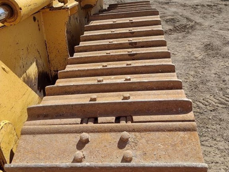 2004-deere-700h-image-17