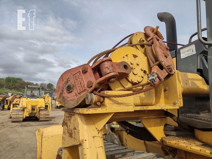 2013-deere-700k-lgp-image-27