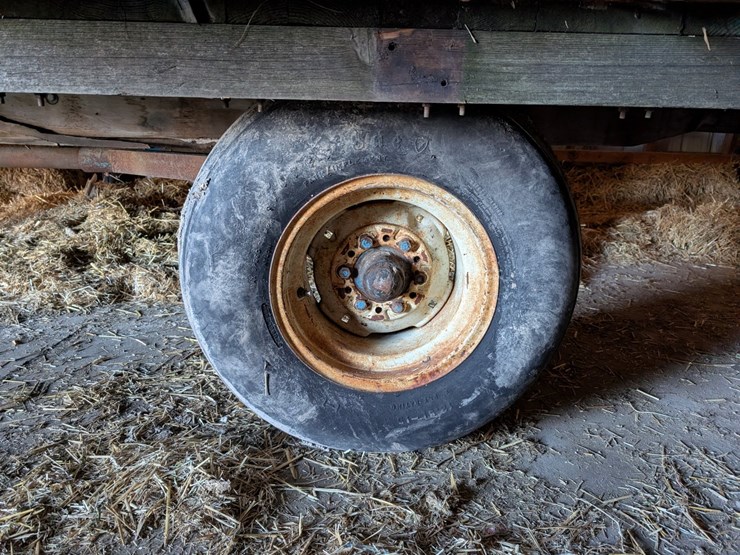 #5468-•-flat-rack-wagon-image-5