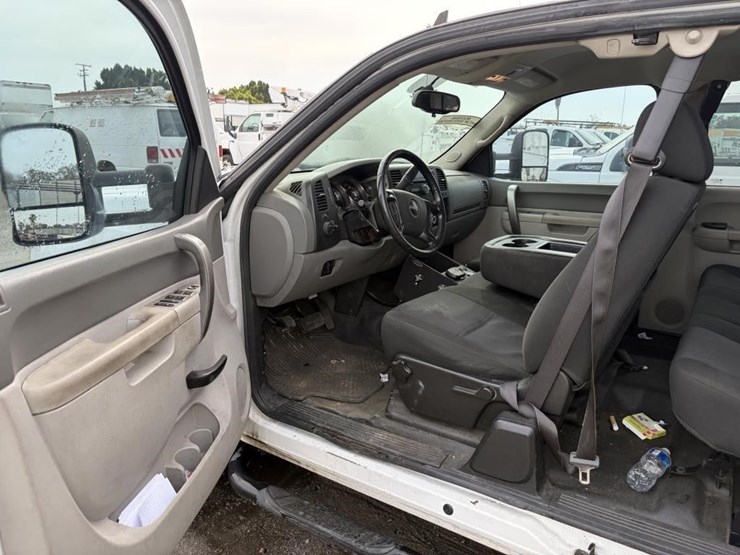 2012-gmc-sierra-2500-image-14