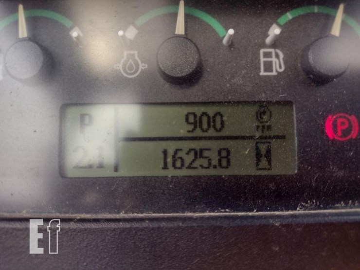 2013-deere-700k-lgp-image-6