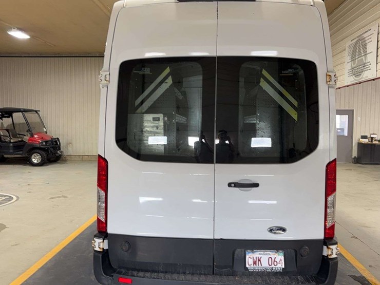 2019-ford-transit-image-4