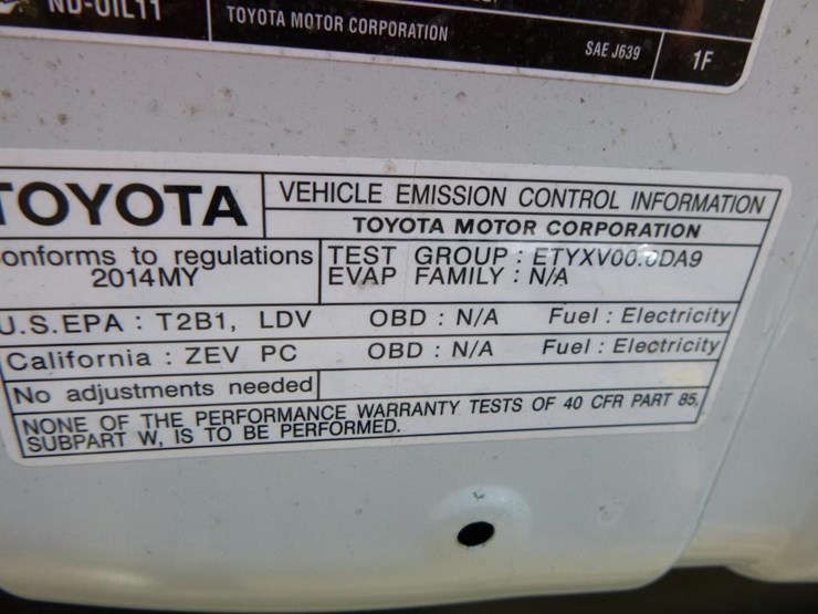 2014-toyota-rav4-image-28