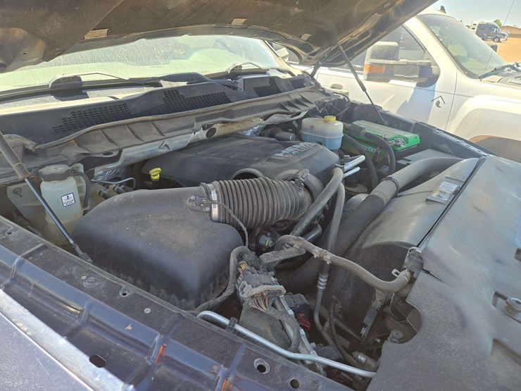 2016-ram-2500-tradesman-crew-cab-/-lwb-4d-image-20