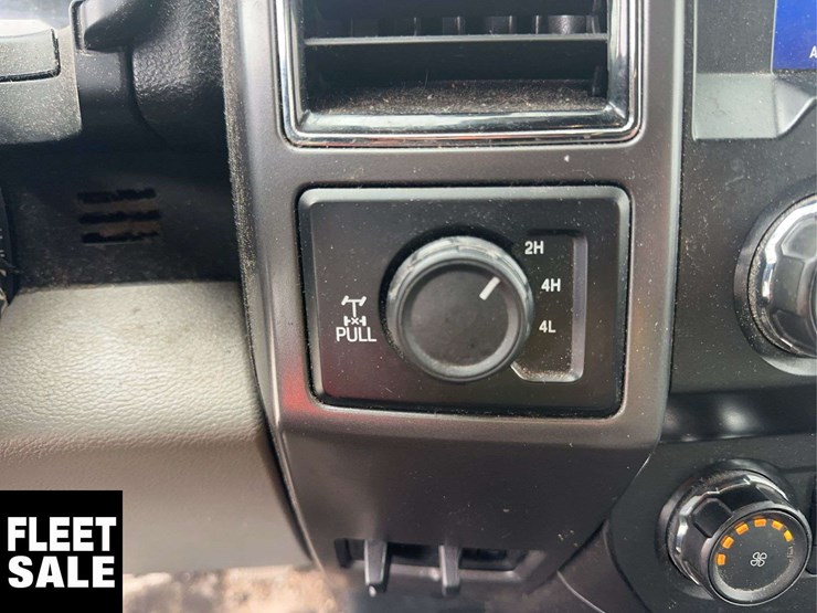 2020-ford-f150-xlt-image-25