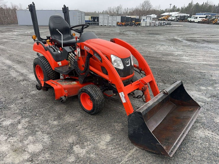 2019-kioti-cs2210-image-3