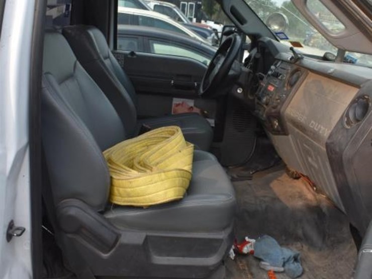 2014-ford-f550-image-7