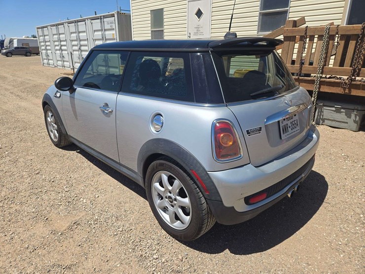 2008-mini-cooper-s-hatchback-2d-image-4