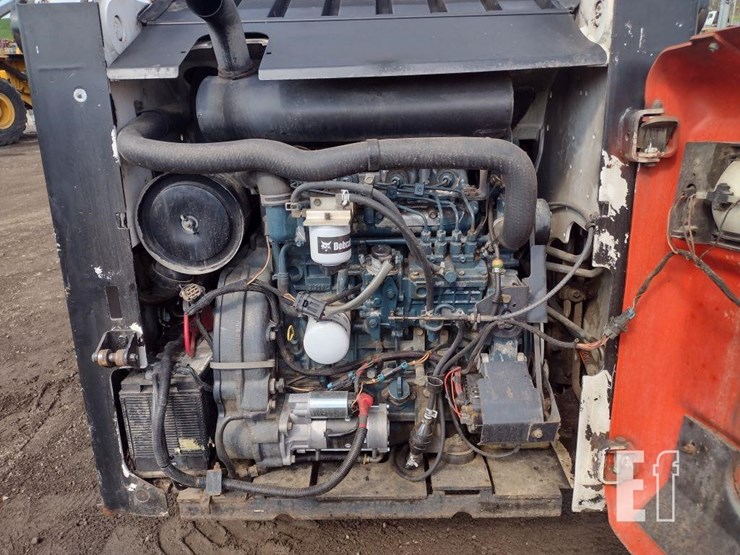 2004-bobcat-s300-image-28