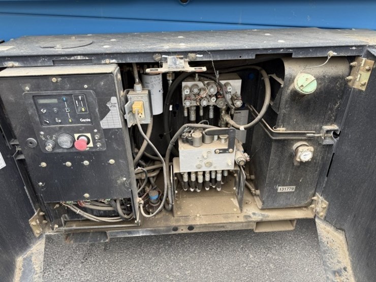 2014-genie-gs3369rt-image-17