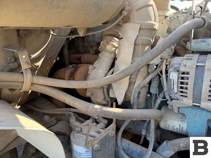 1998-international-f-4900-cab-&-chassis-truck-image-44