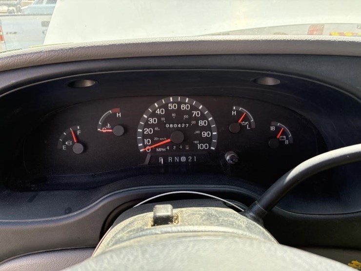 2002-ford-e350-image-16