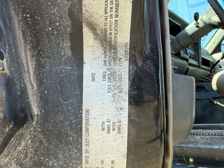 1989-jeep-comanche-pickup-image-34