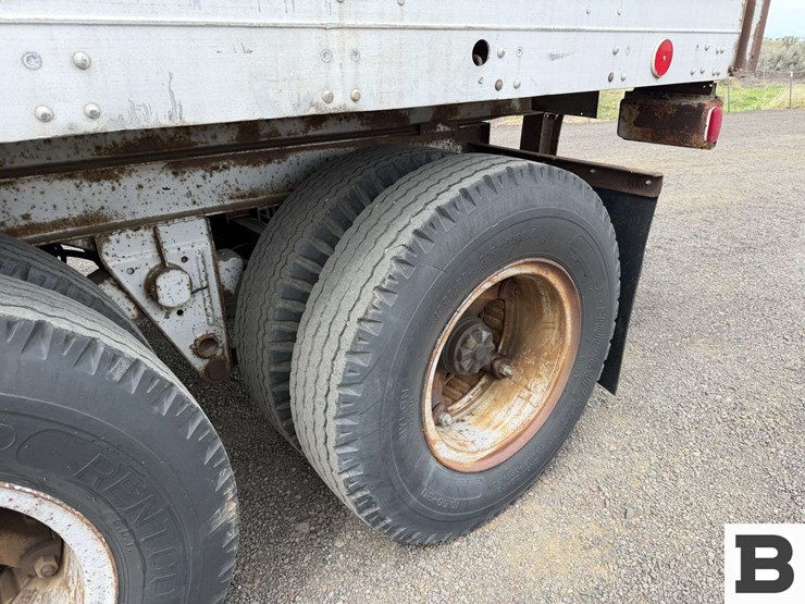 1974-fruehauf-trailer-image-20