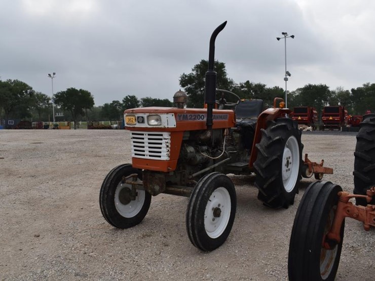 yanmar-ym2200-image-1