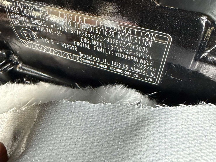 2025-cfg-industry-qk18y-c-image-21