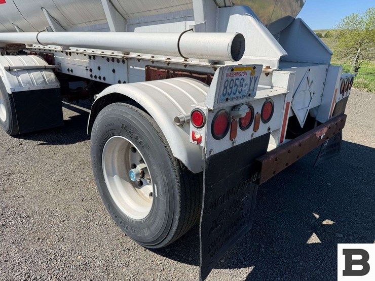 1994-west-mark-tanker-trailer-image-26