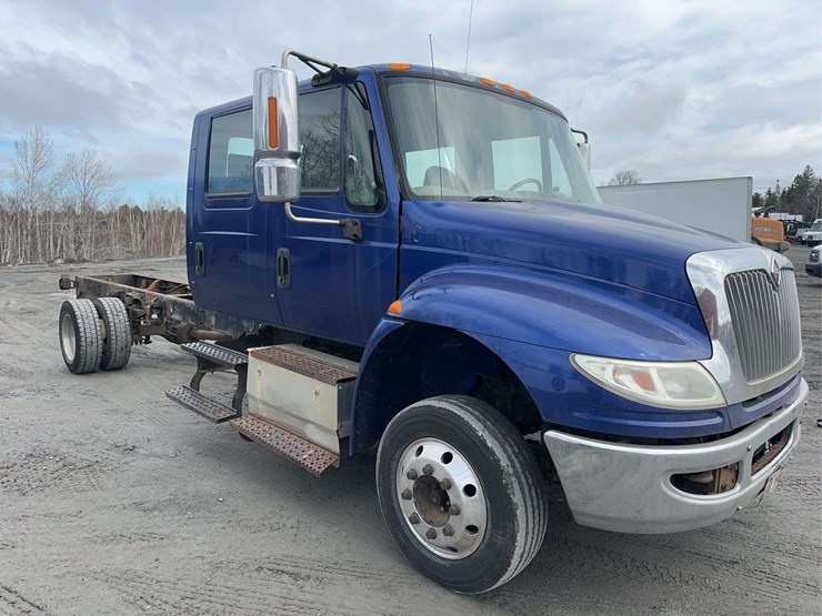 2016-international-4300-image-3