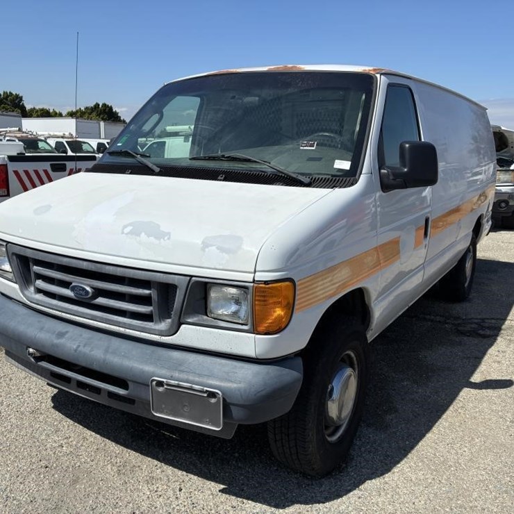 2006 FORD E350