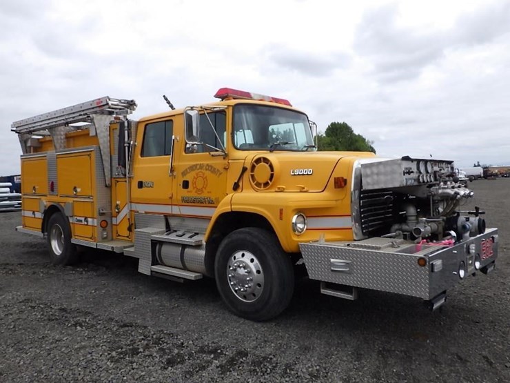 1995-ford-l9000-image-3