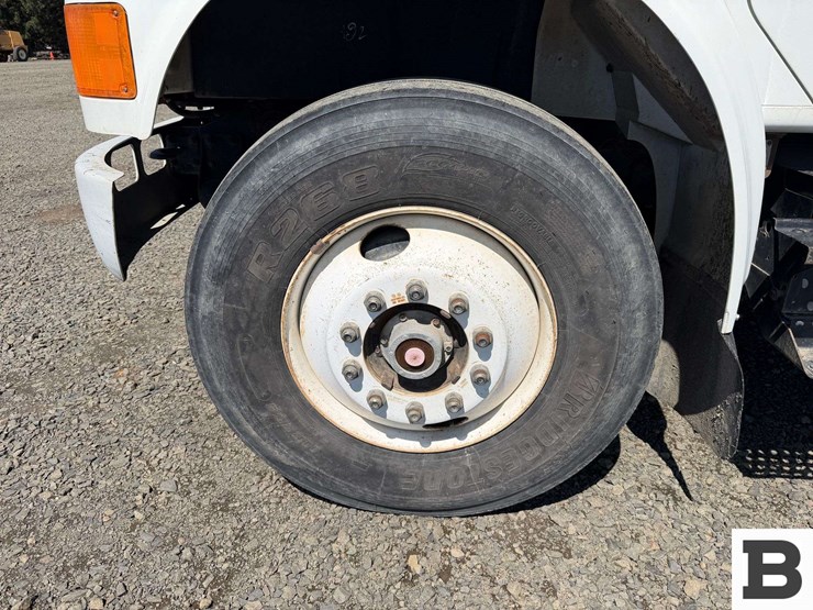 1997-international-4900-image-11