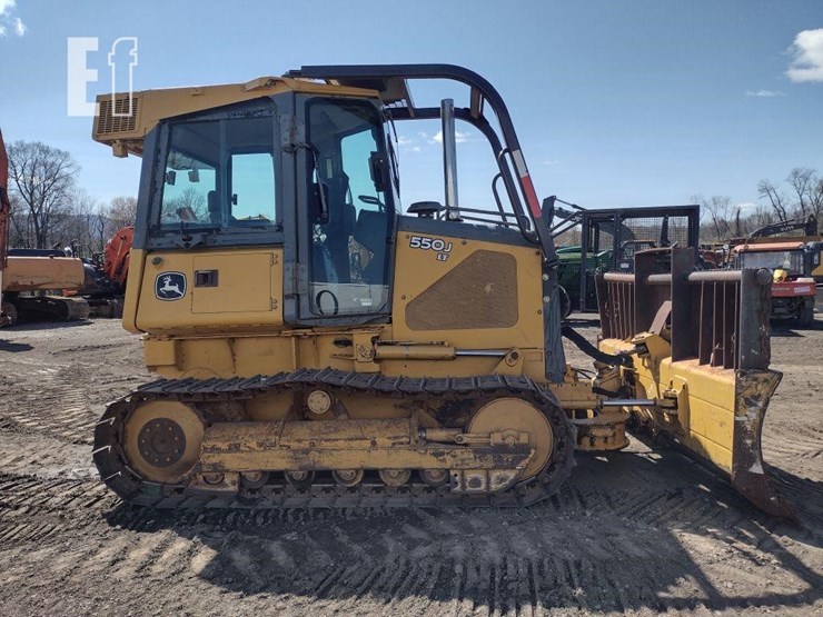 2006-deere-550j-lt-image-3