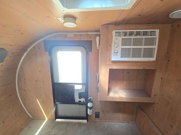 2022-sunray-109-travel-trailer-image-14