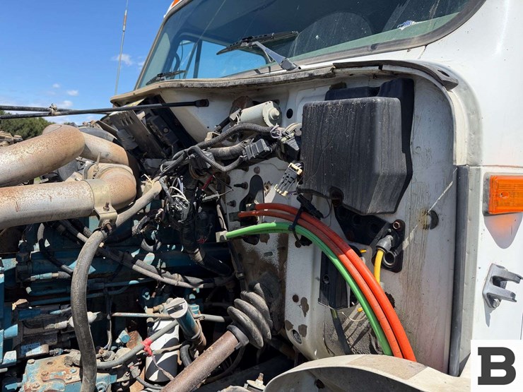 1997-international-4900-image-33