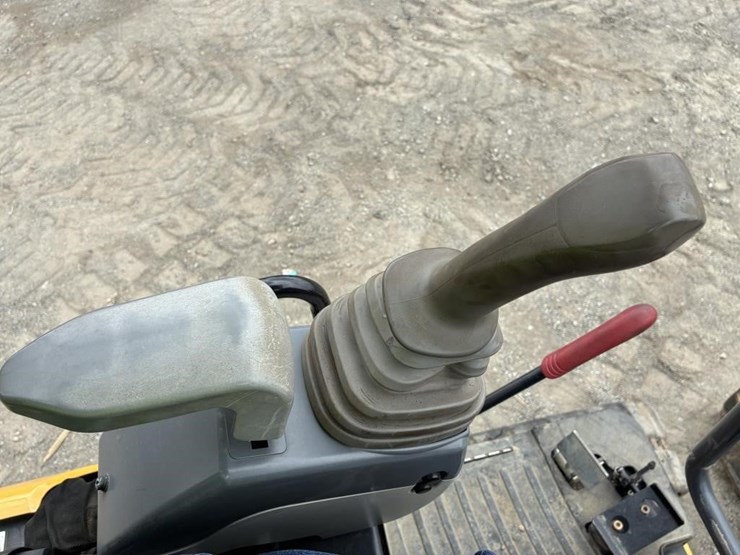2023-deere-17g-image-20