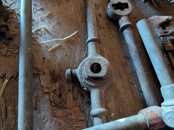 #5543-•-drop-forge-pipe-threader-image-6