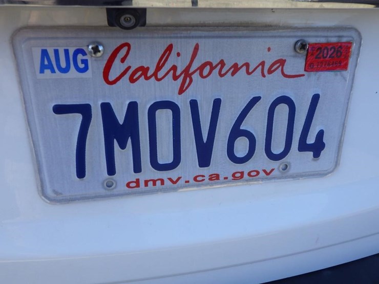 2013-chevrolet-equinox-image-17