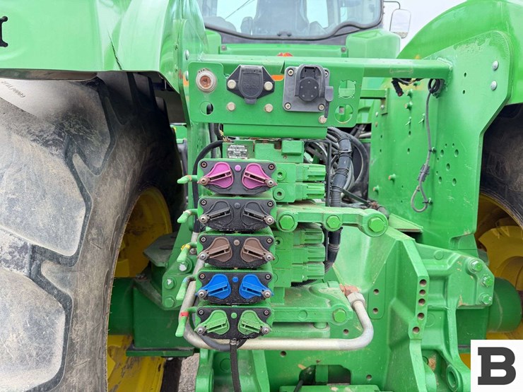 2012-john-deere-9510r-image-37
